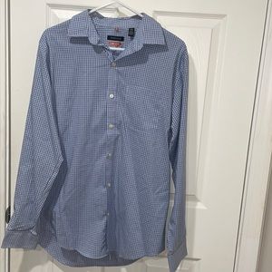 Brand:Van Heusen Size:Small (14)(14 1/2) Color:Light Blue (stripe button up)